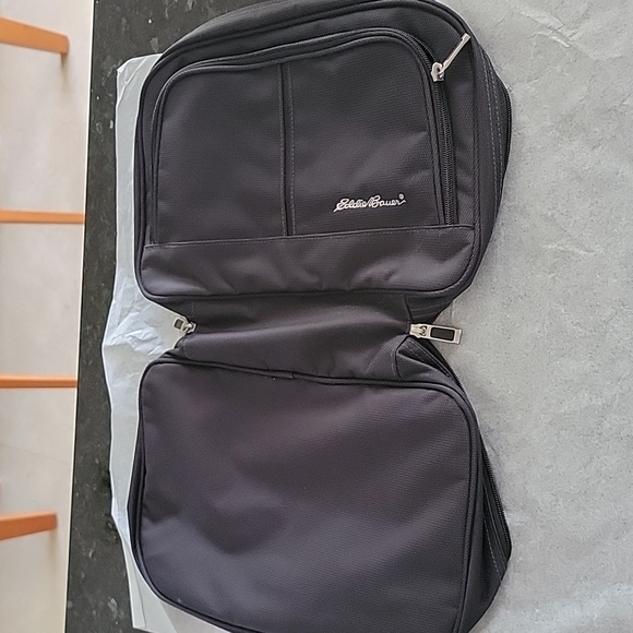 Eddie Bauer Men's Luggage Hanging Toiletry Bag Black BRAND NEW - Picture 2 of 11